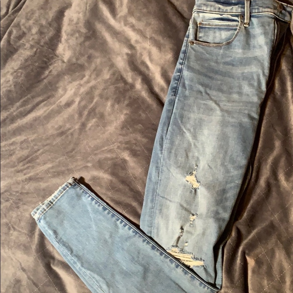 Abercrombie ultra high rise jeans size 28
